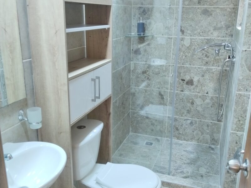 Lindo apto en primer piso, conjunto con piscina.T7