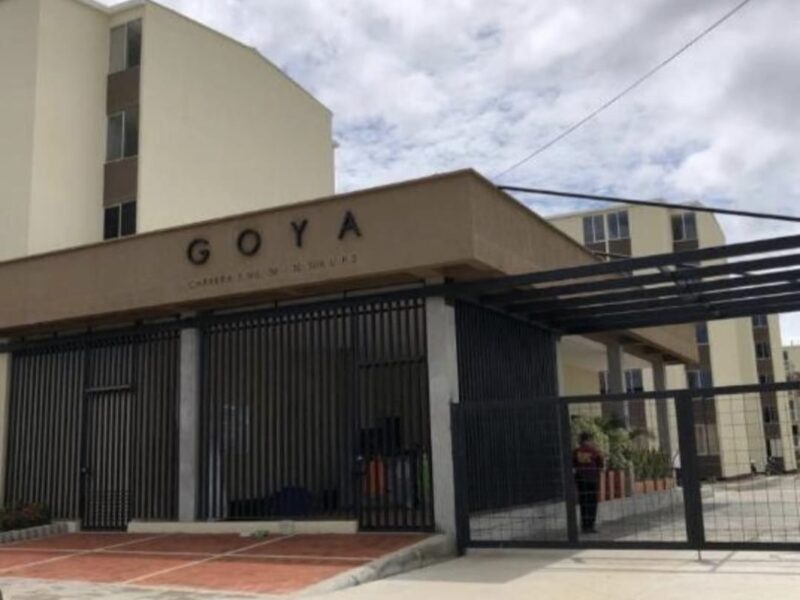 Lindo apto en primer piso, conjunto con piscina.T7