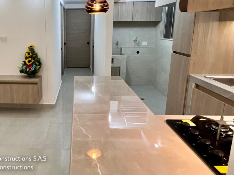 Elegante apto con Aire en la sala y piscina. T18